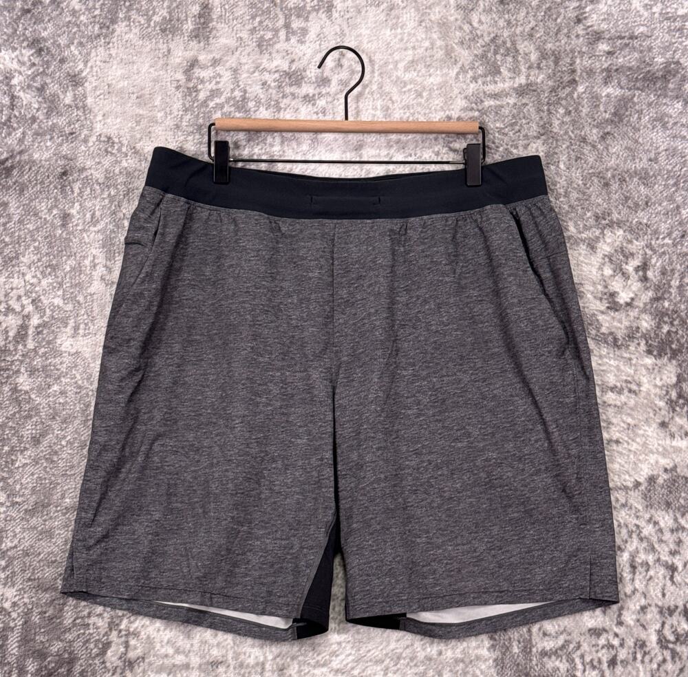 Lululemon T.H.E. Shorts XXL Mens Heather Grey Zip Pockets 10" Active Wear